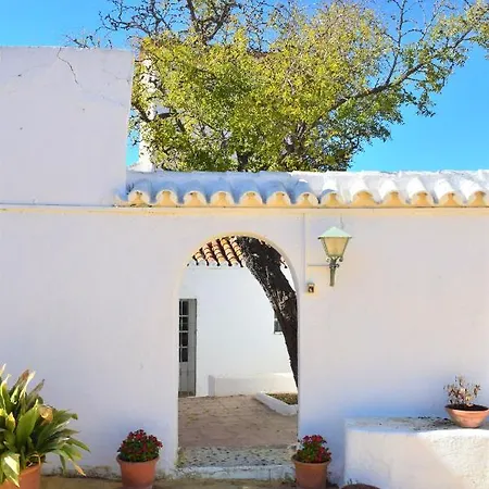 Cortijo Correa *